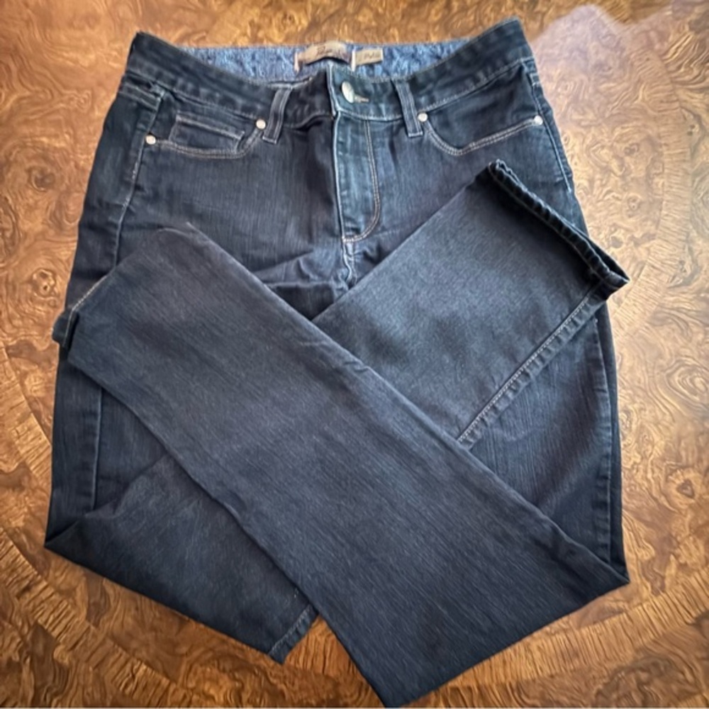 Paige Skyline NWOT Ret $229 Dark Blue Denim Jeans